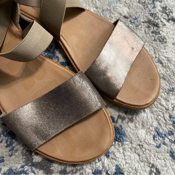 Sorel Women’s Ella II Sandal Metallic Size 10 - Picture 3 of 11